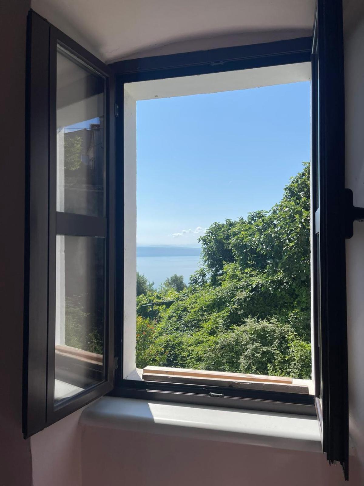 Crveni Apartman Cres Exteriör bild