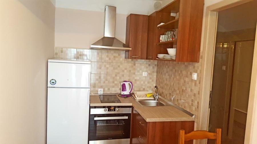 Crveni Apartman Cres Exteriör bild